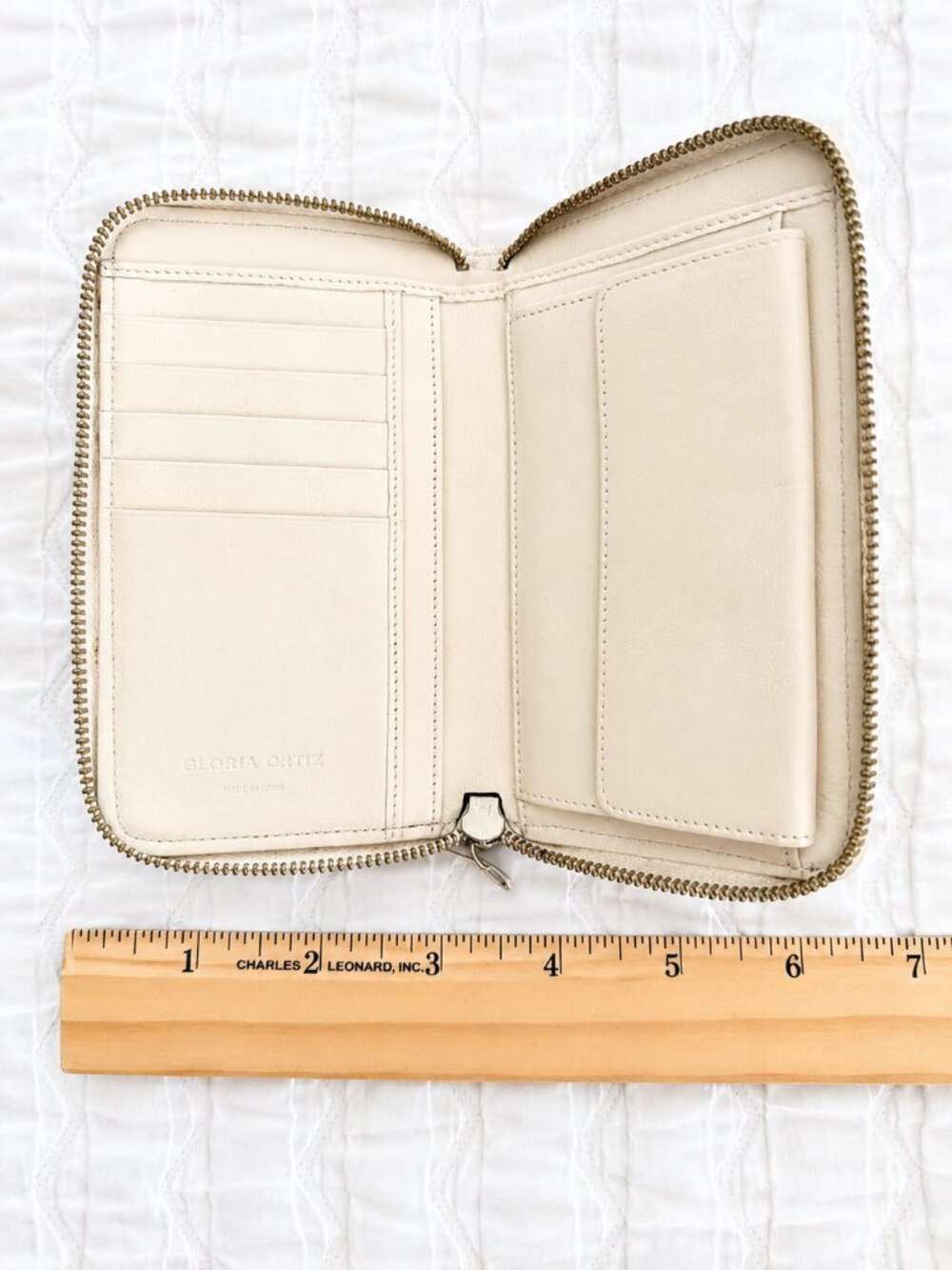 Gloria Ortiz Cream Leather Studded Shoulder Bag & Matching Walle | Made in Spain - Picture 8 of 8